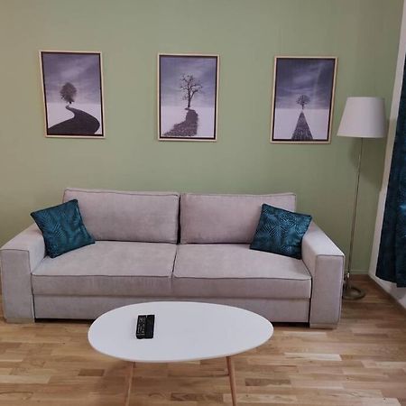 Апартаменты Joli T2 Proche Vieux-Port, Terrasses Du Port Et Metro Joliette Марсель Экстерьер фото